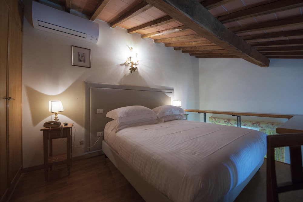 Superior Room (Split level - Annex building) - Photo 1