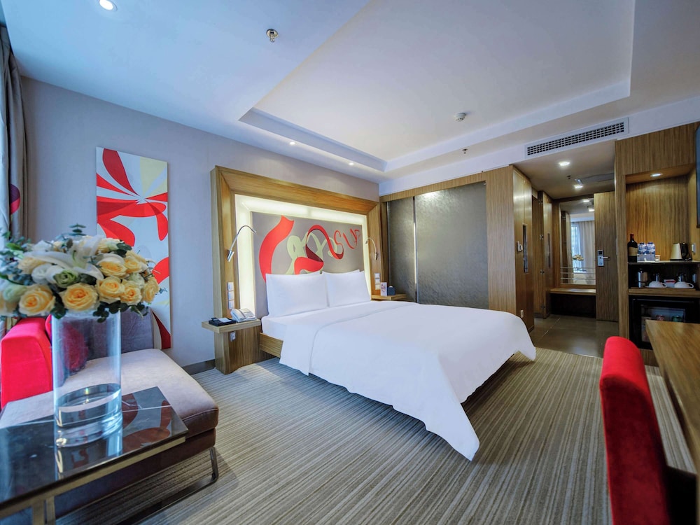 Premier King Room - Photo 2