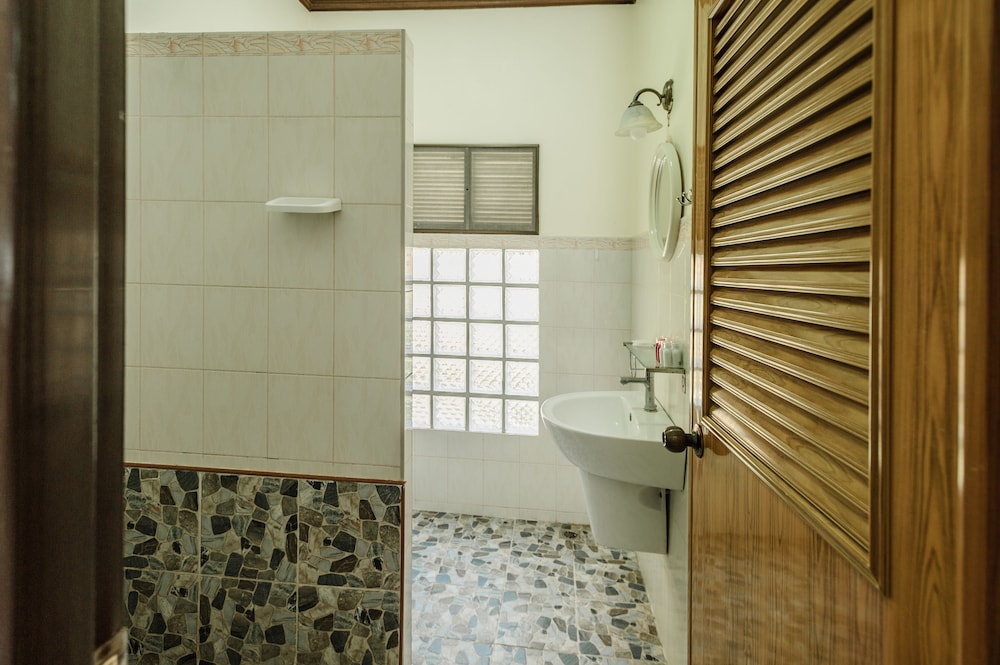 2-Bedroom Villa photo 2