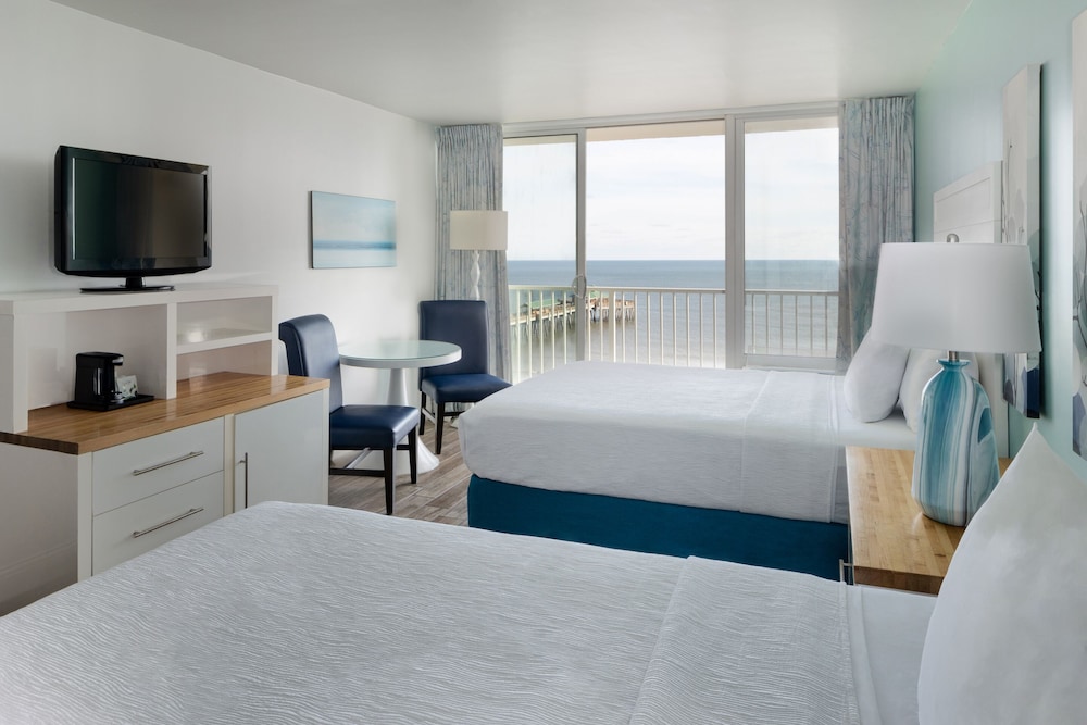 Premium Oceanfront Two Queen - Photo 1