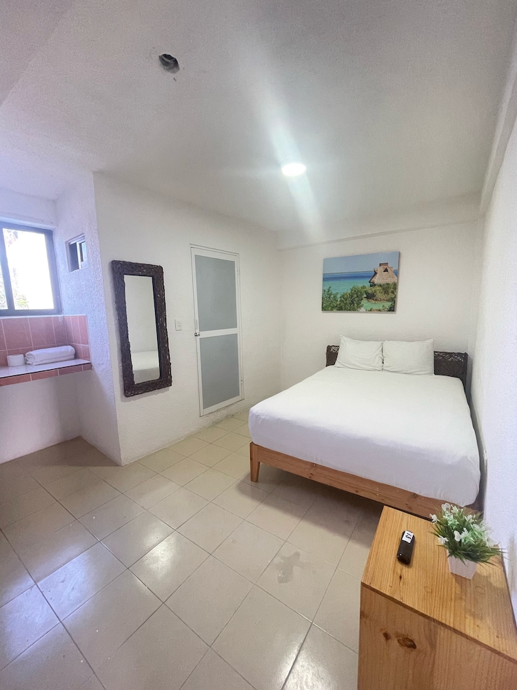 Basic Studio Suite, 1 Double Bed photo 1