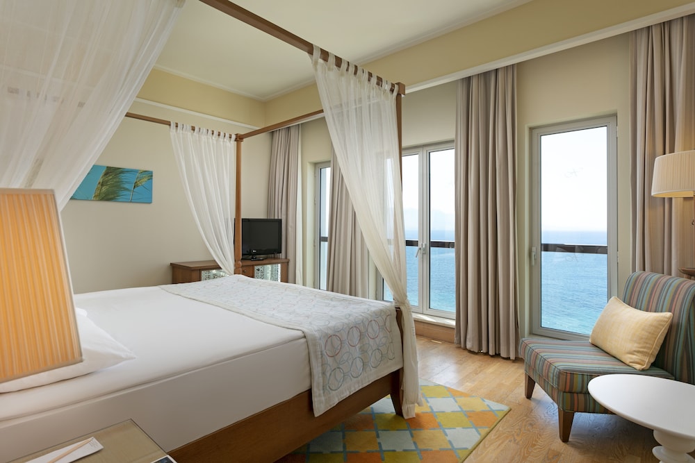 Begonville Suite photo 1