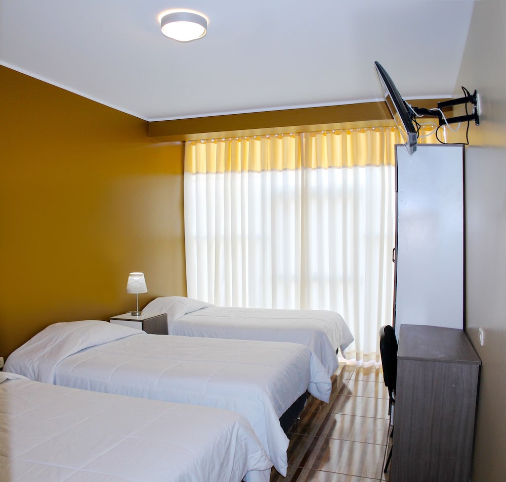 Standard Triple Room, 3 Twin Beds photo 1