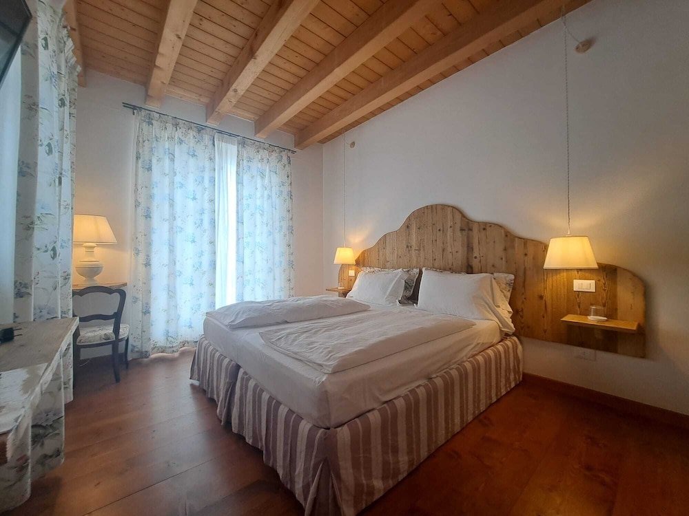 Superior Double or Twin Room, Garden View - Photo 20