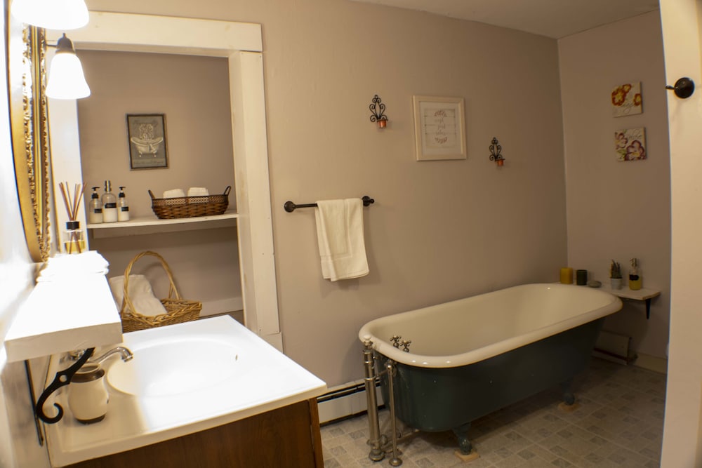 Room 3 photo 2