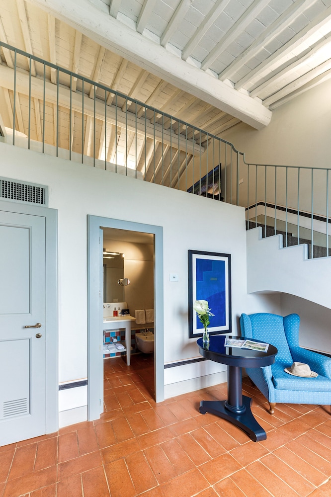 Panoramic Apartment - Photo 6