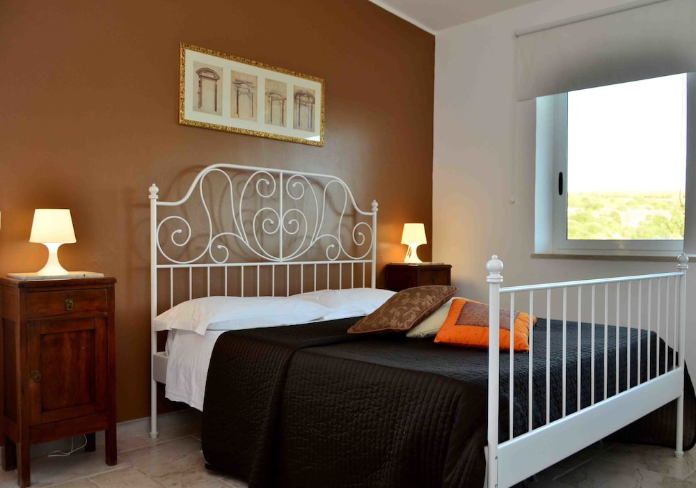 Double Room - Photo 12