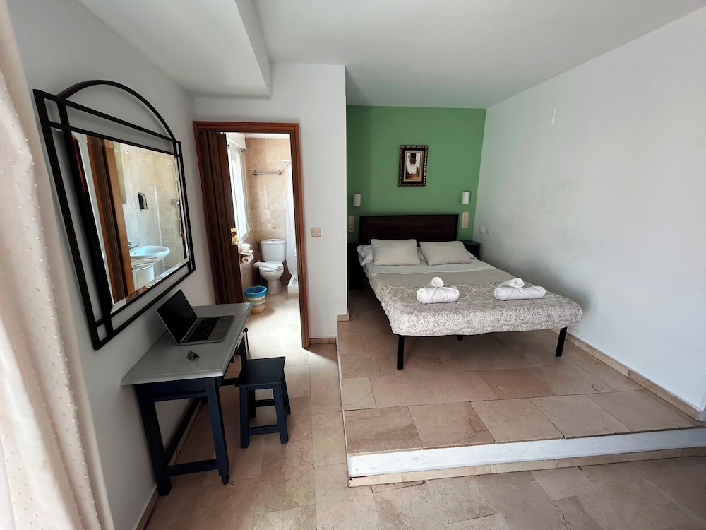 Comfort Double Room - Photo 2