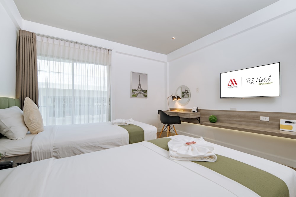 Deluxe Twin Room, Balcony photo 2