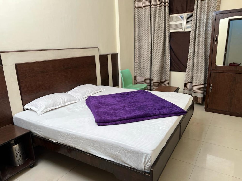 Superior Double Room, City View