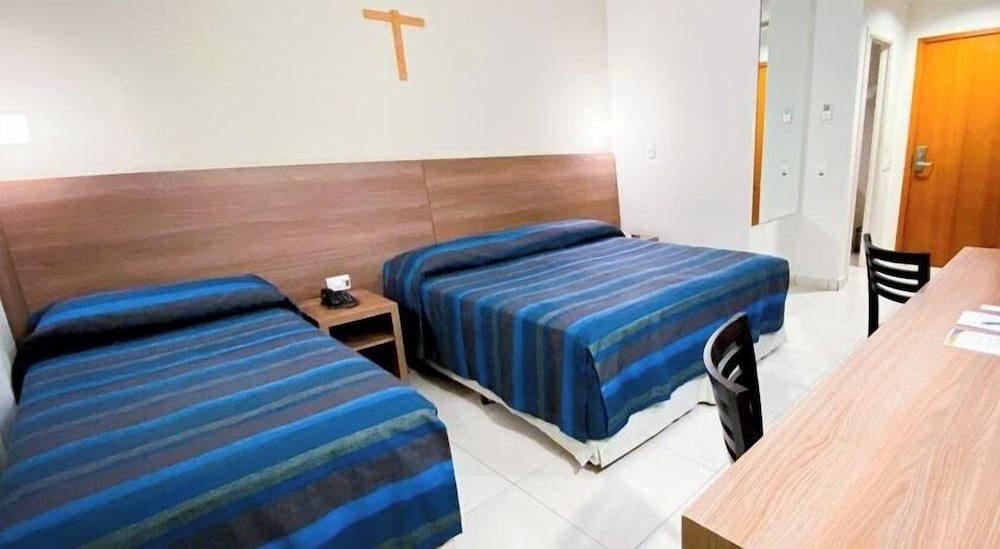 Standard Double or Twin Room photo 3