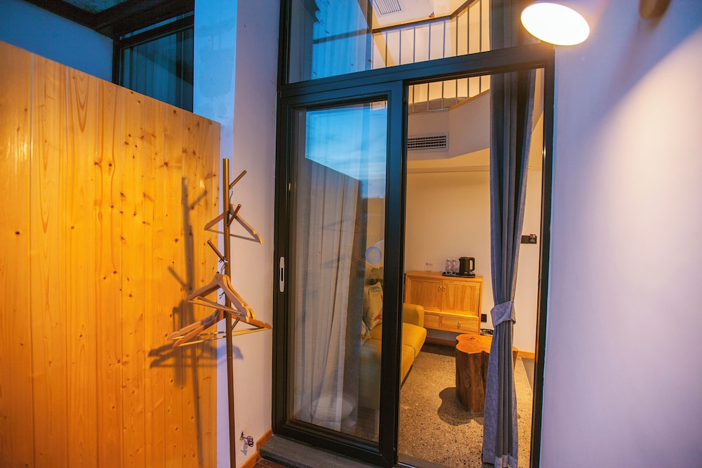 Family Triple Room, Balcony, Mountain View photo 2