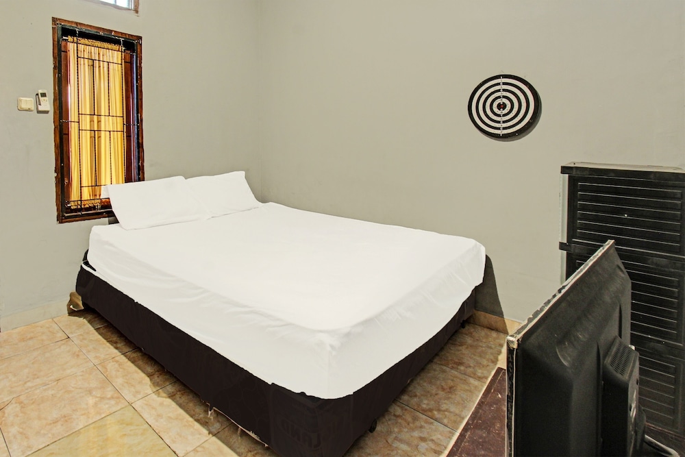 Economy Double Room - Photo 1