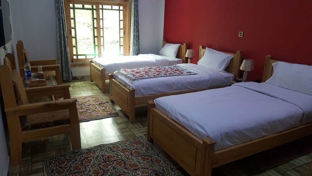 Deluxe Triple Room, Hill View