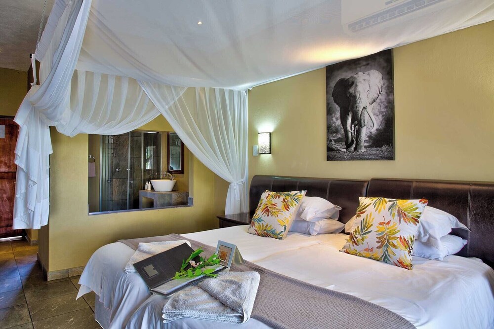 Luxury Twin Room photo 1
