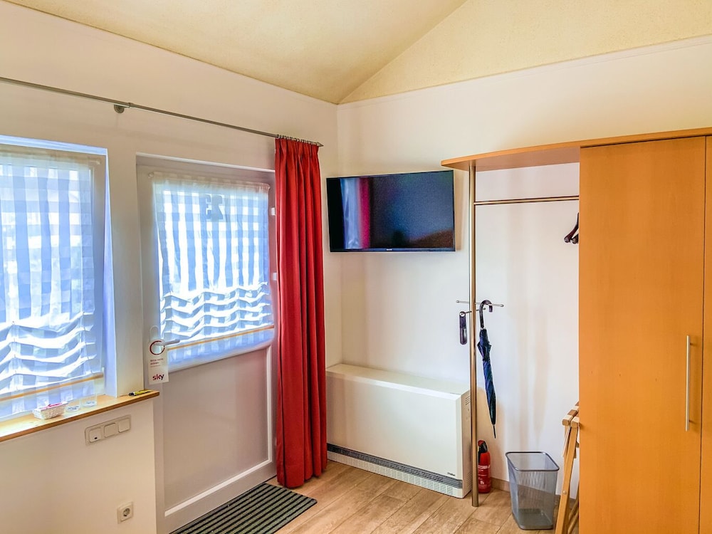 Standard Double Room, 1 Bedroom, Balcony, Garden View photo 1