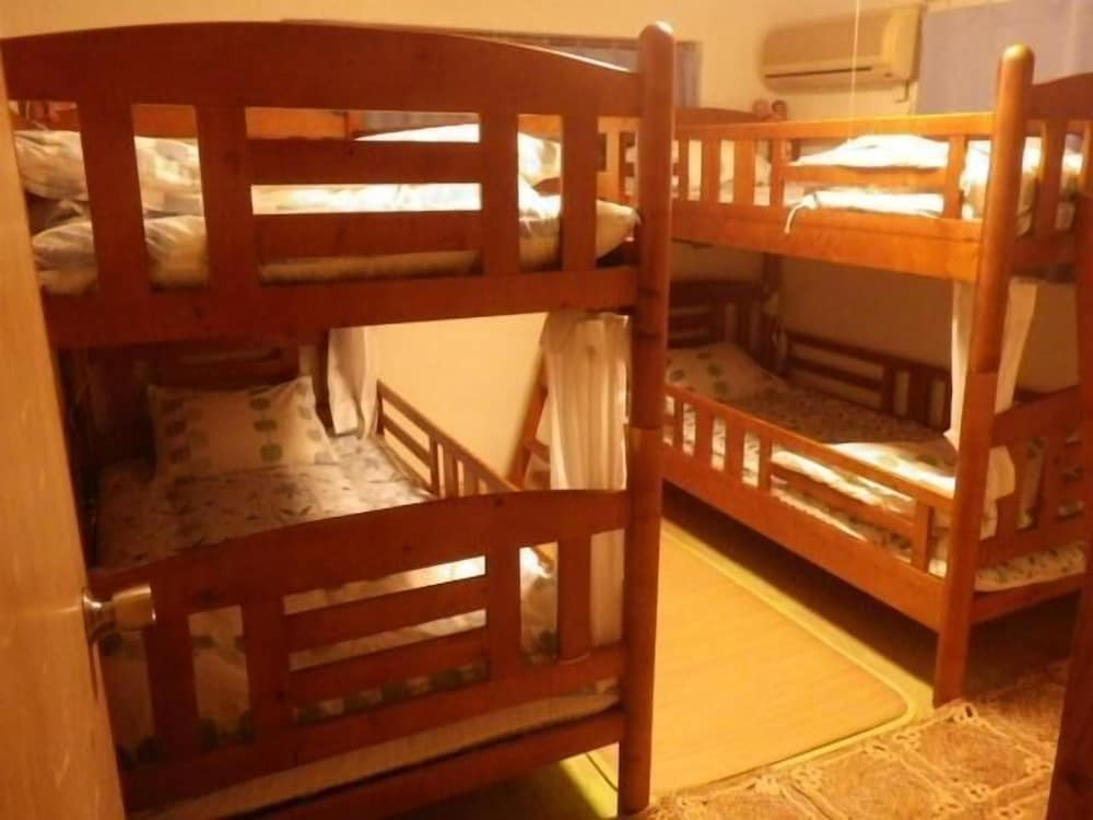 Private Room C (2 Bunk Beds) photo 1
