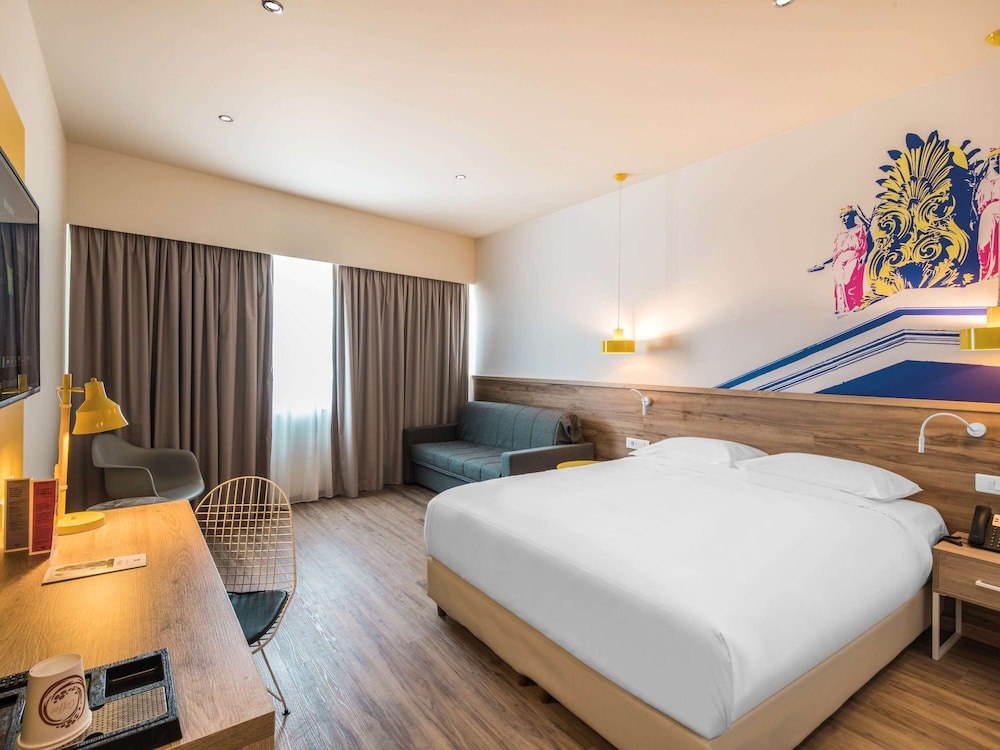 Premium Room thumbnail 5