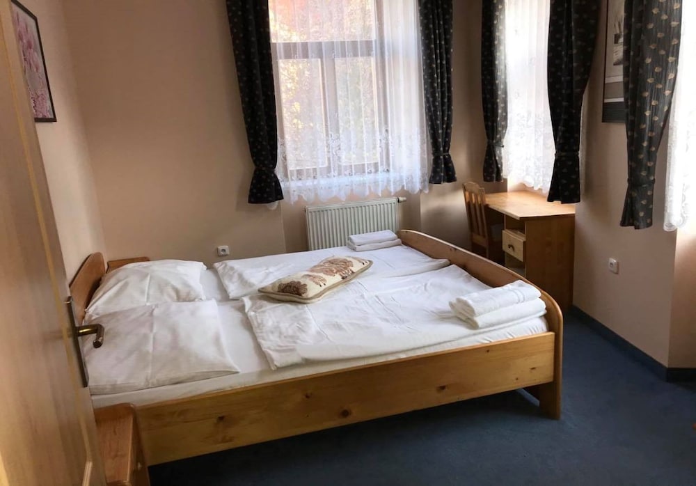 Classic Quadruple Room, 2 Bedrooms photo 2