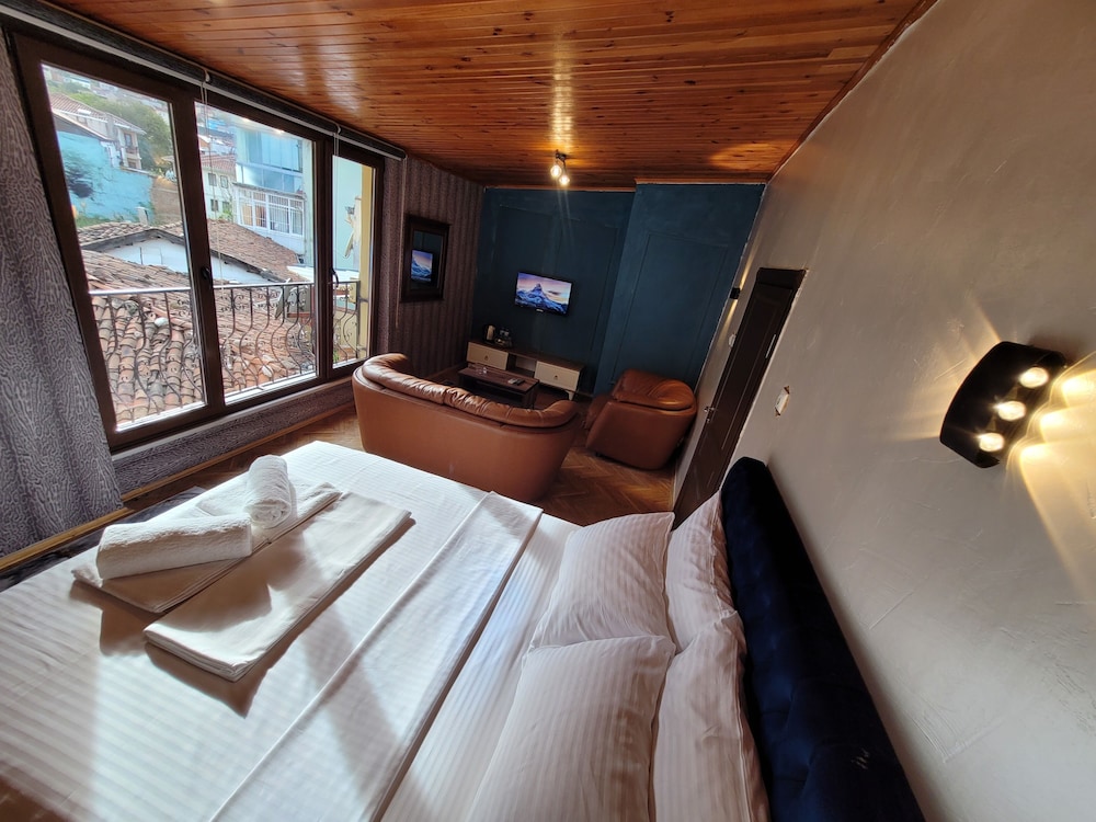 Deluxe Penthouse