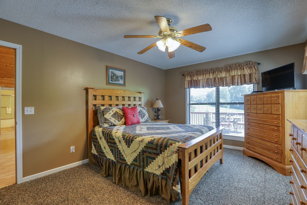 Cabin, 3 Bedrooms photo 3