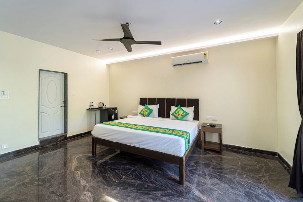 Deluxe Room - Photo 8