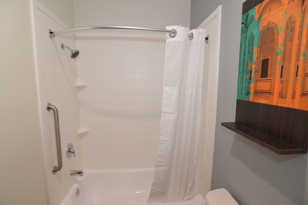 Suite, 2 Queen Beds, Non Smoking, Kitchenette (with Sofabed), photo 6