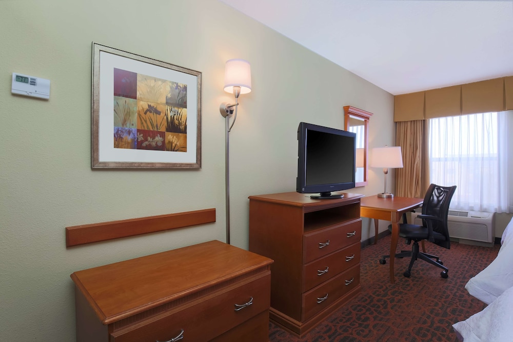 Room, 2 Queen Beds, Non Smoking - Photo 2