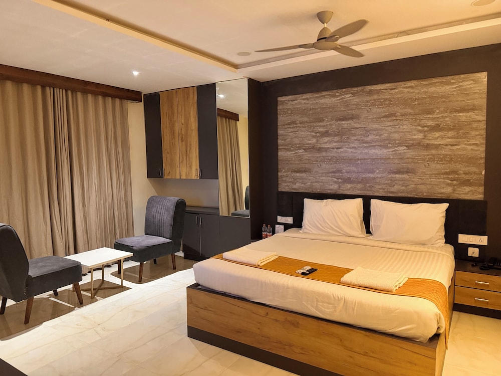 Classic Double or Twin Room, Hill View photo 1