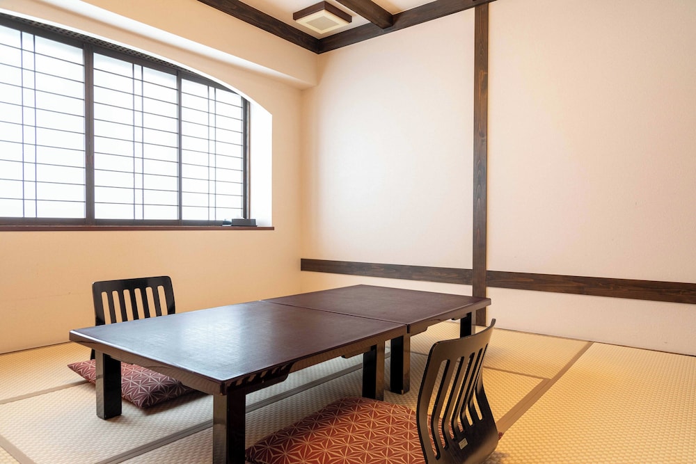 Japanese Style Economy Room, Shared Bath, with toilet photo 2