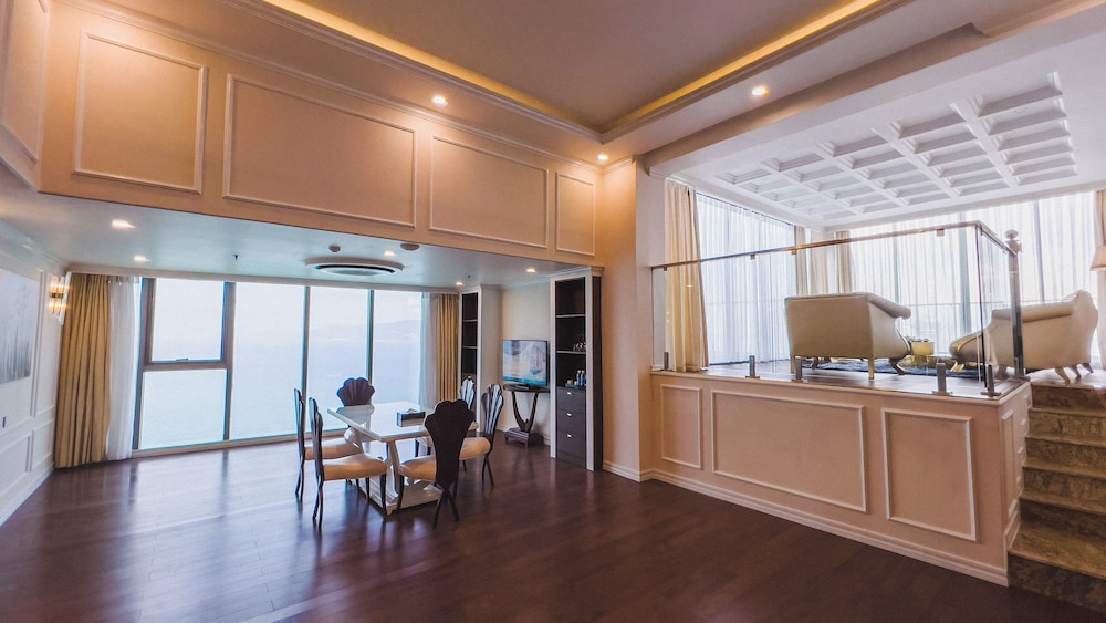 Royal Penthouse, 2 Bedrooms photo 2