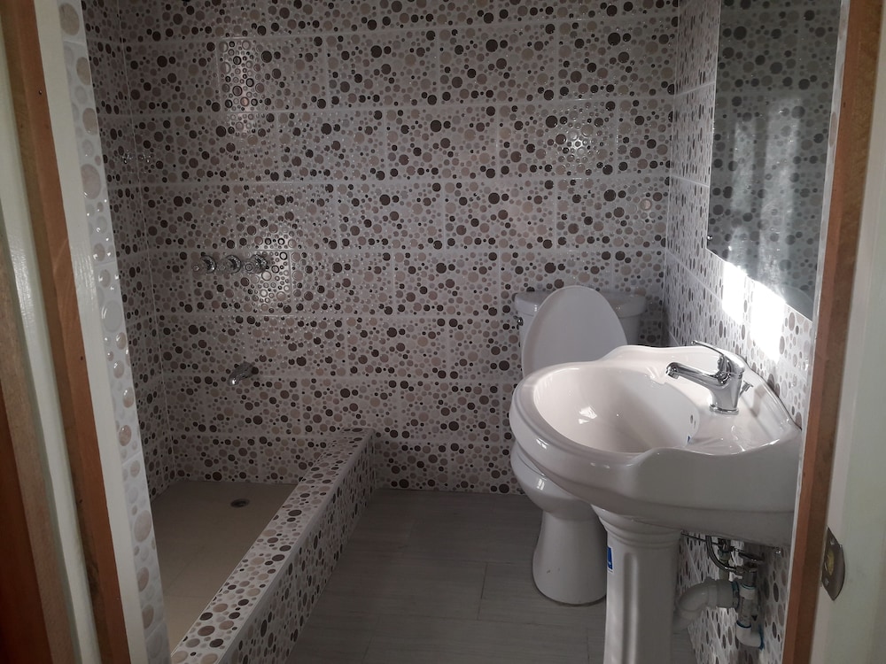 Comfort House, 4 Bedrooms photo 2