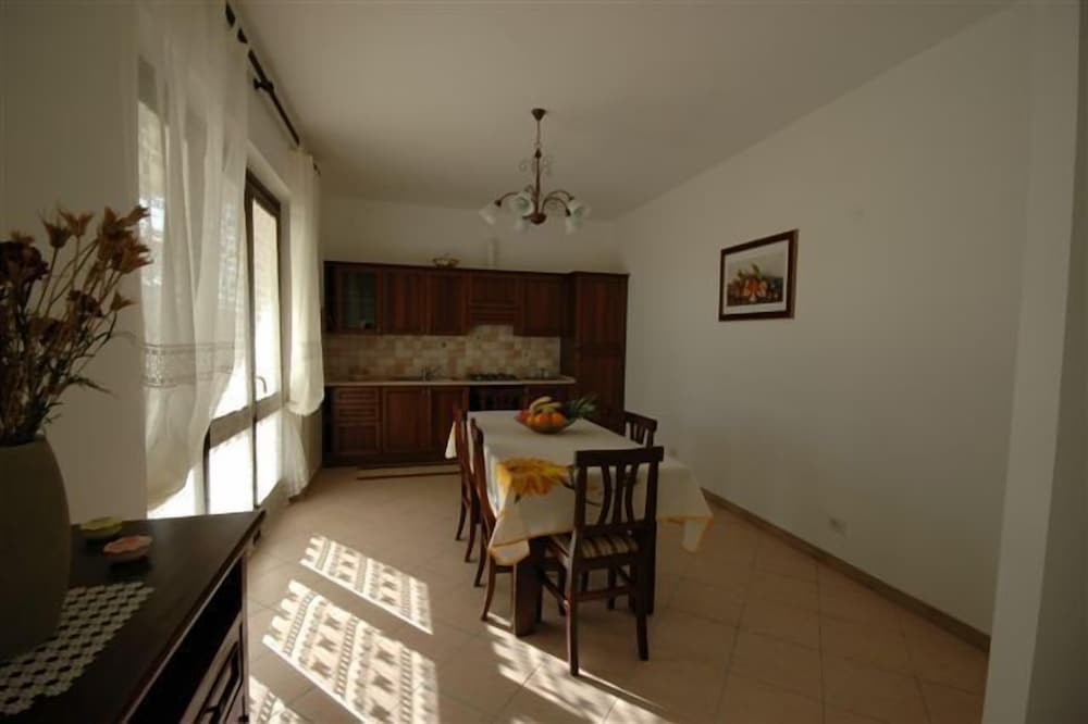 Family Apartment, 1 Bedroom photo 3
