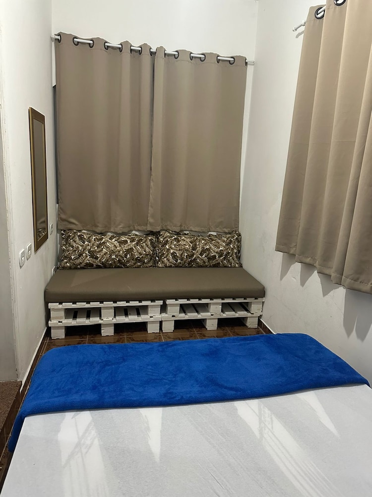 Basic Double Room, 1 Double Bed photo 3