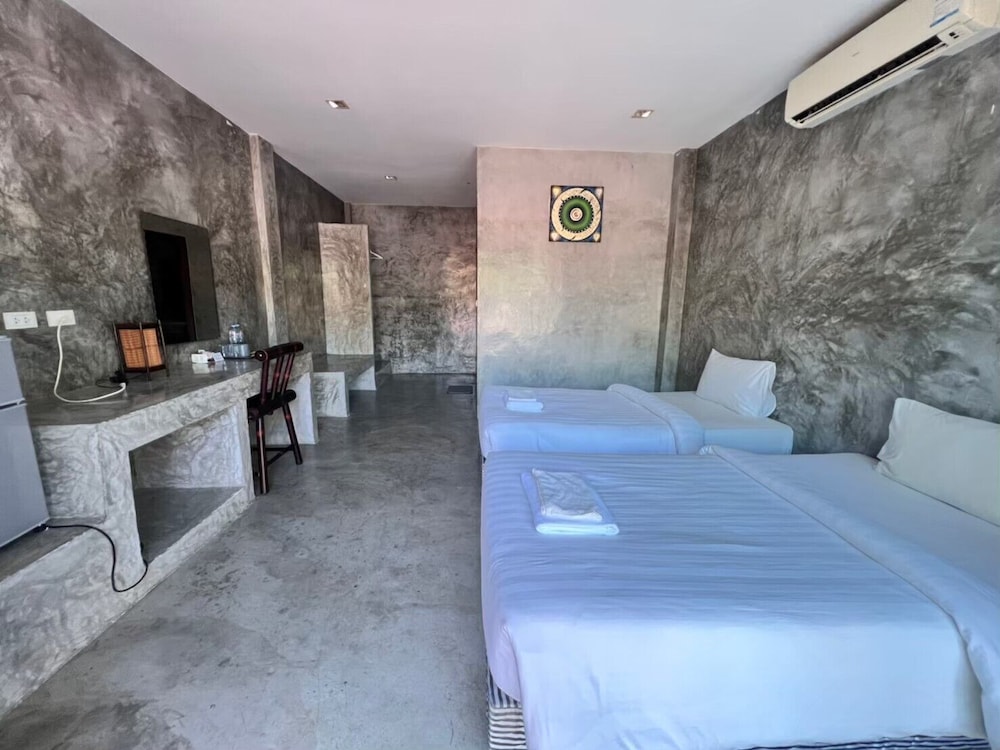 Superior Twin Room - Photo 6