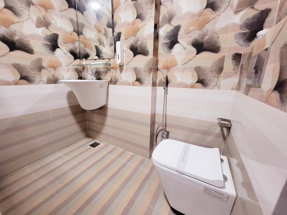 Basic Double Room - Photo 8