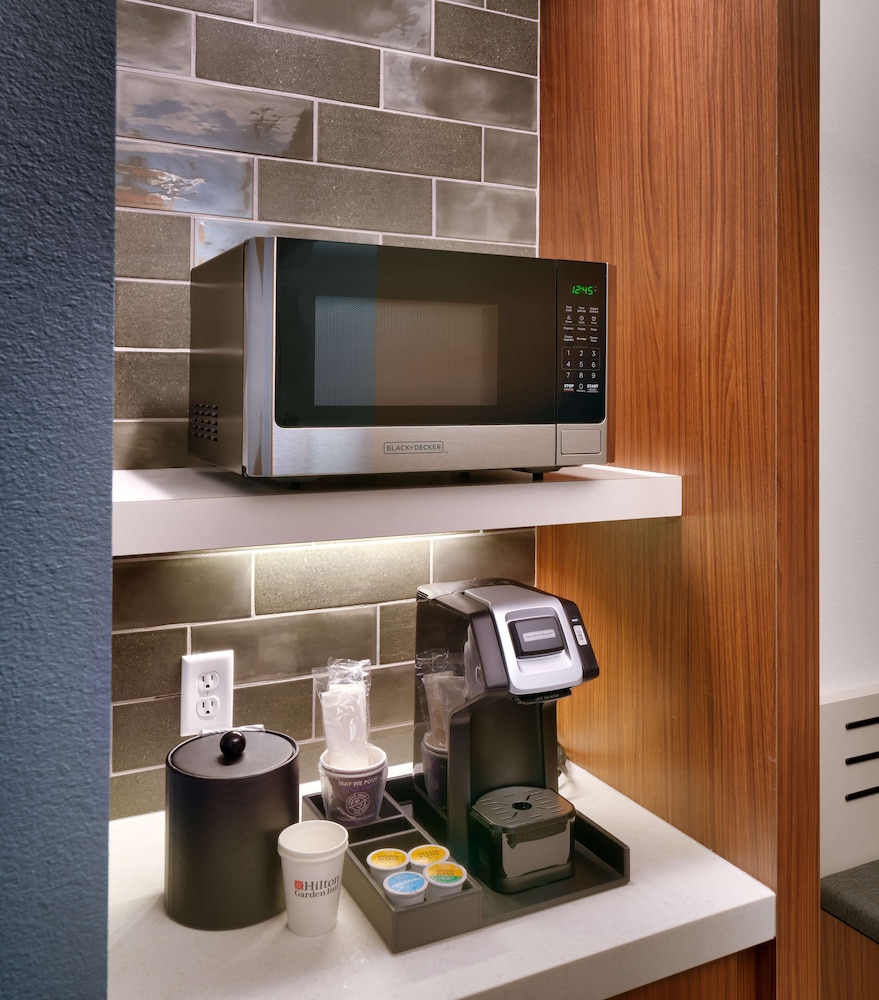Suite, 1 Bedroom - Photo 3