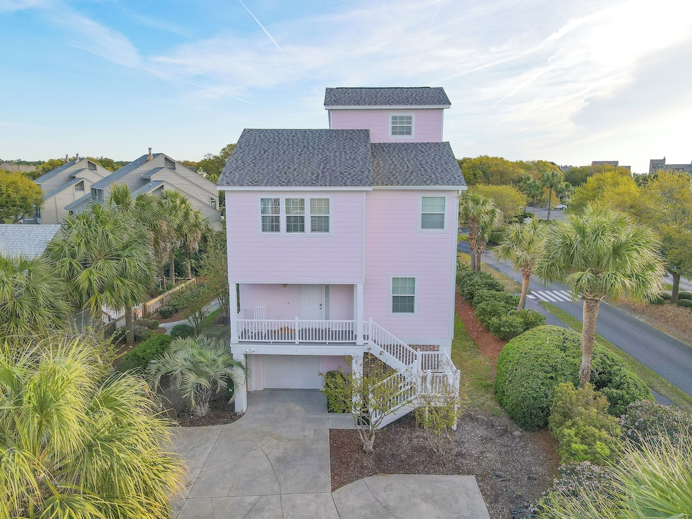 Superior Townhome, Balcony