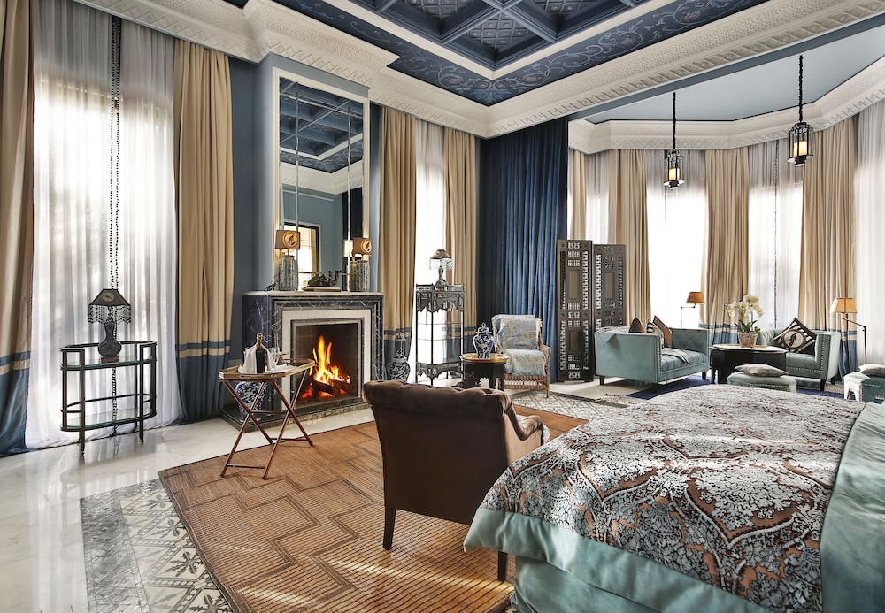 Senior Suite - Photo 2