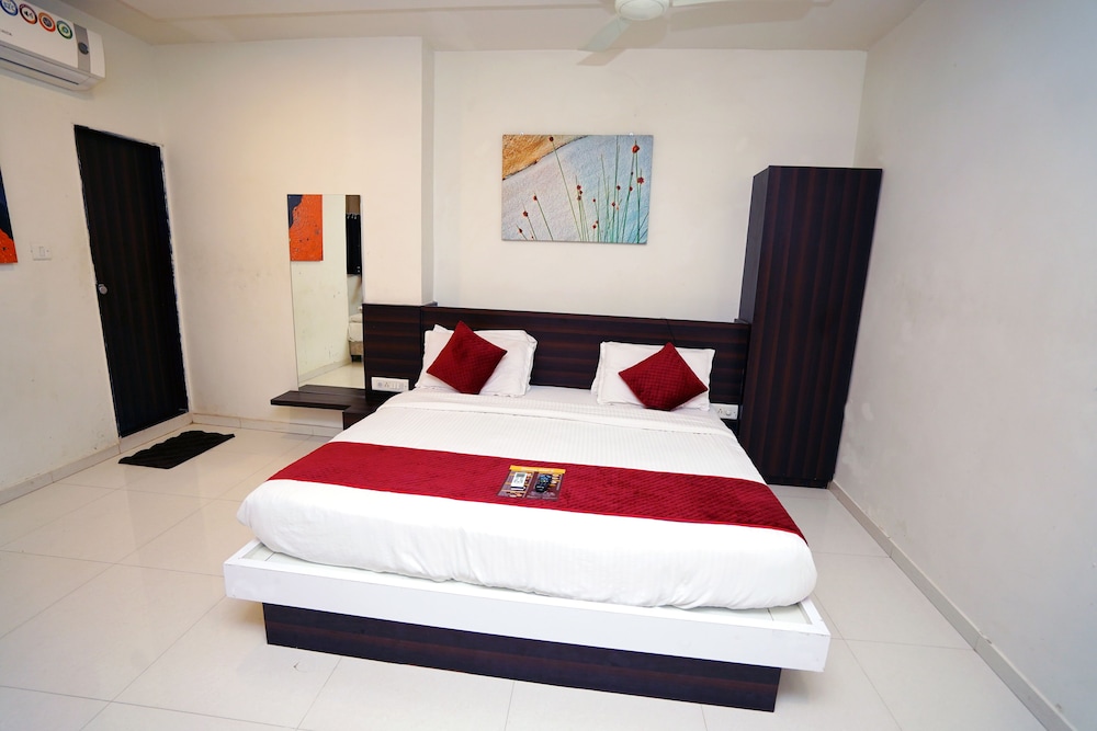 Deluxe Room - Photo 4