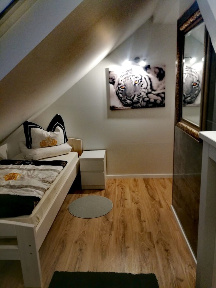 Apartment photo 1