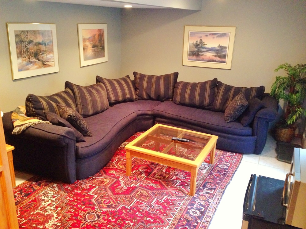 Garden Suite (Private Bath) photo 2