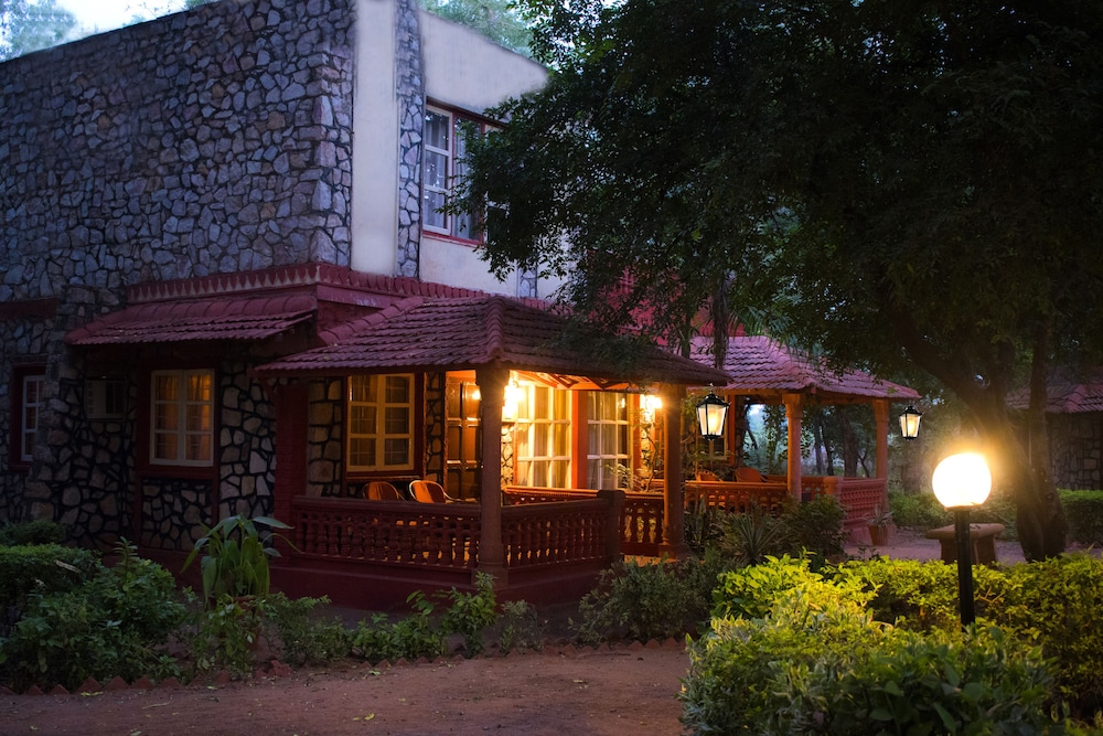Deluxe Cottage photo 3