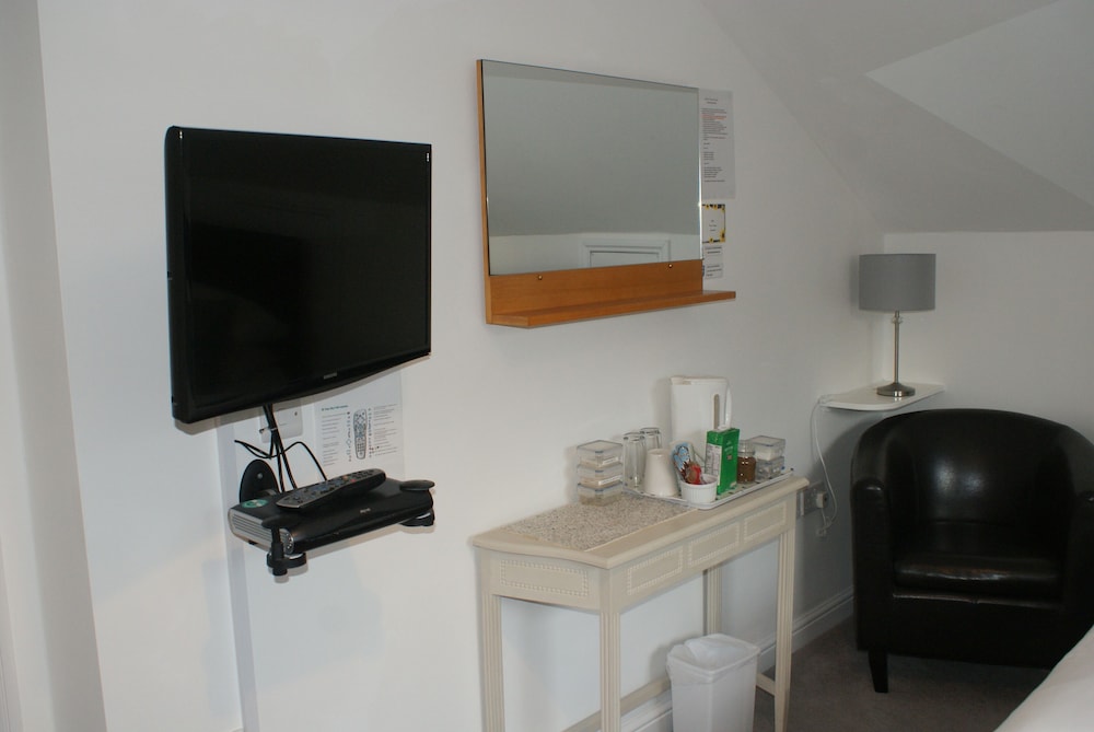Double En Suite, First Floor photo 1