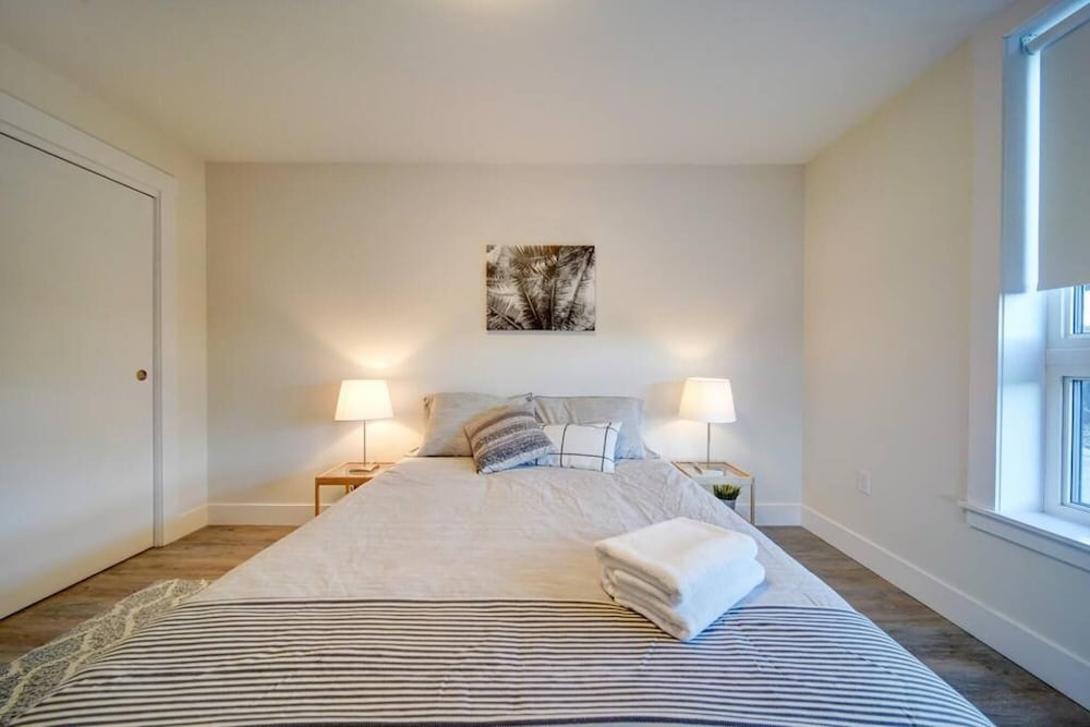 Ocean Bay New Luxury Condo Slps-5 w Prk Coffee AC, Kuva 22