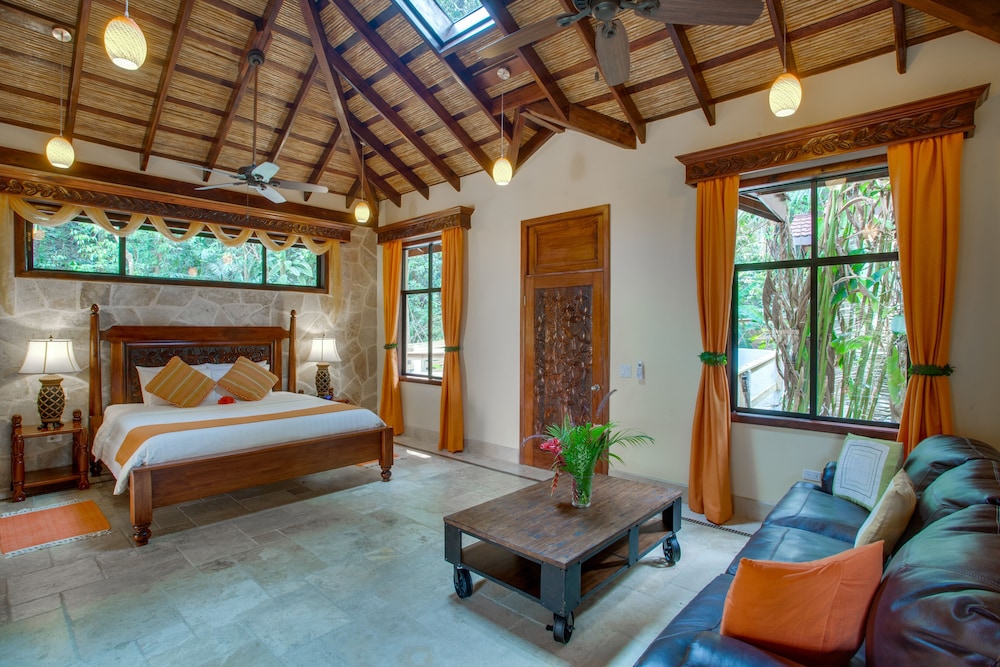 Creekside Cottages photo 2