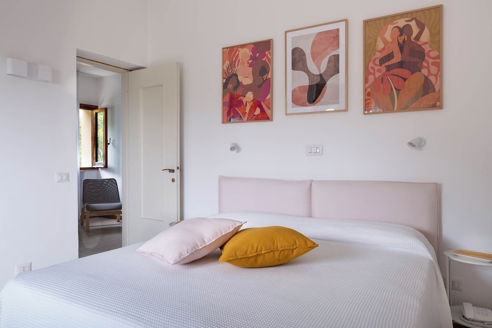 Standard Double or Twin Room photo 1