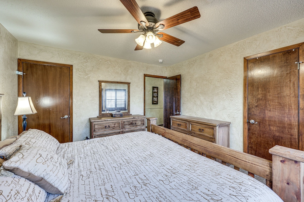 Apartment (2 Bedrooms)
