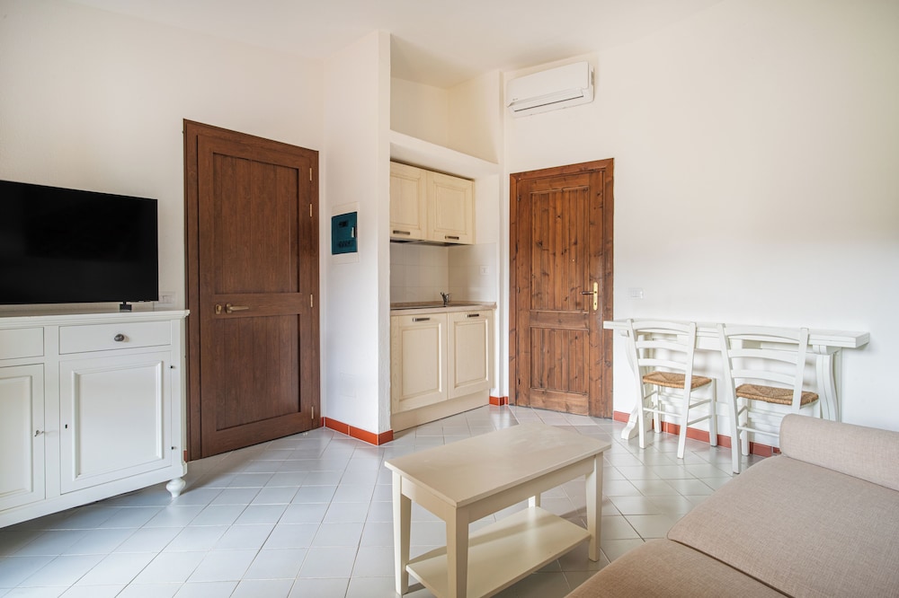 Comfort Apartment - Photo 5
