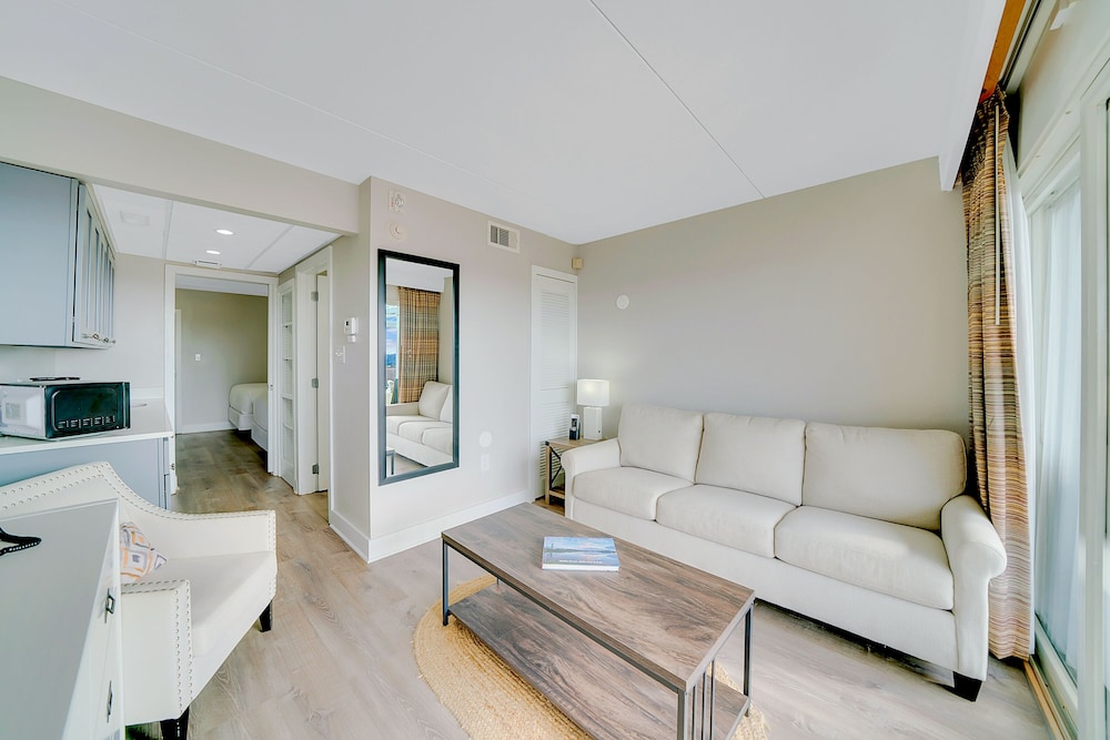 Two Double Suite, Kitchenette, Partial Ocean View